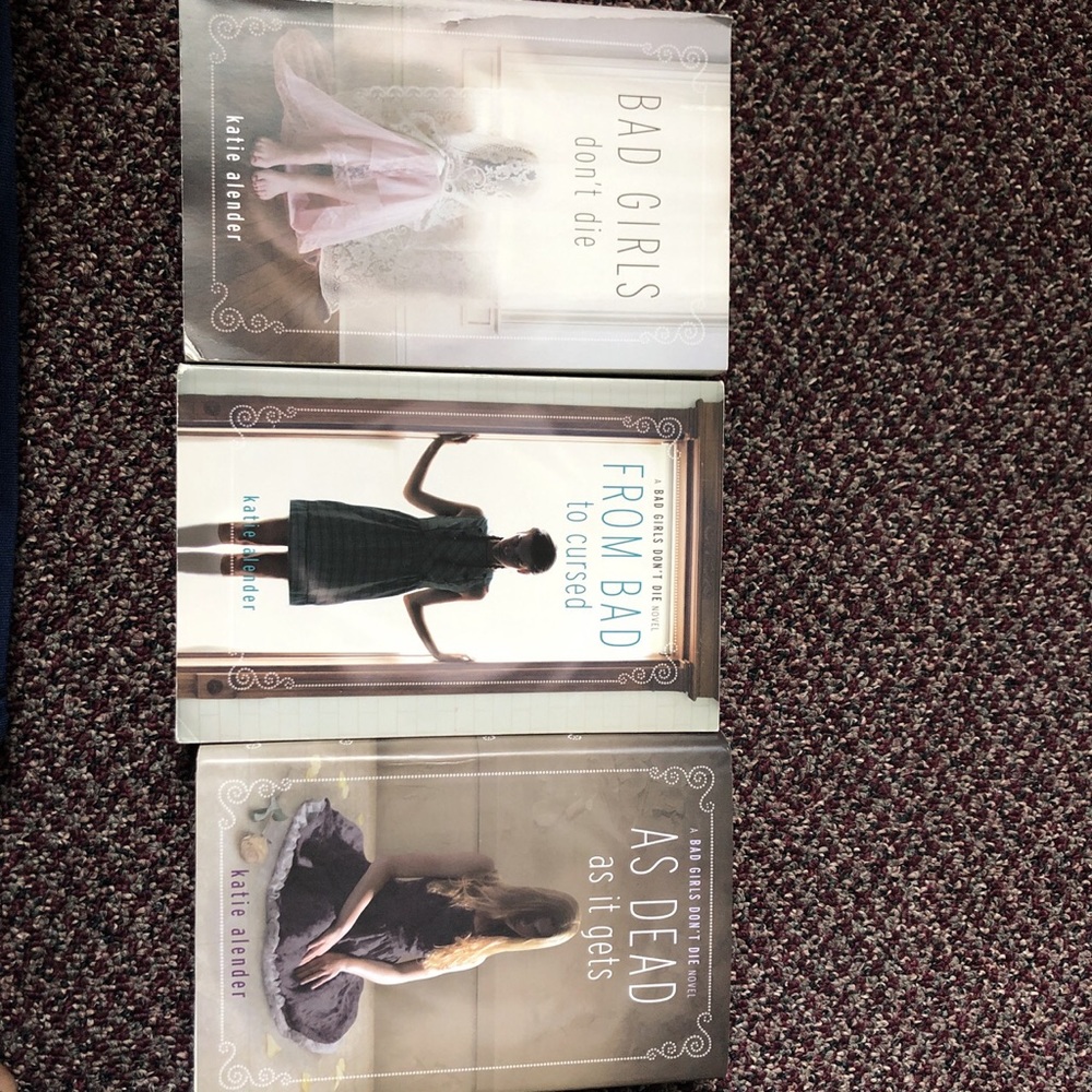 3 books by Katie Alender (series)